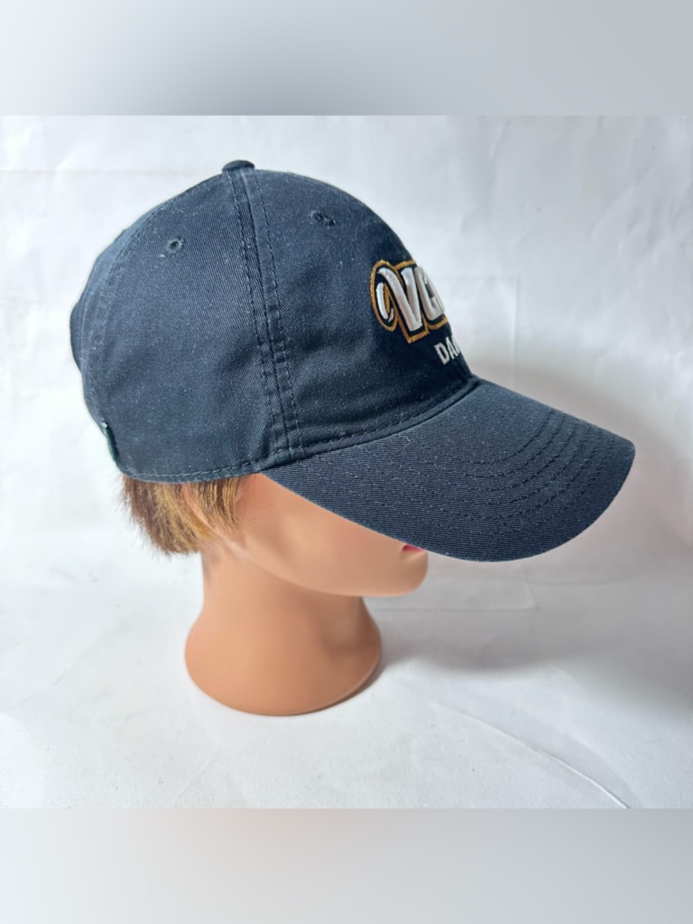 Hat - Picture 5 of 11